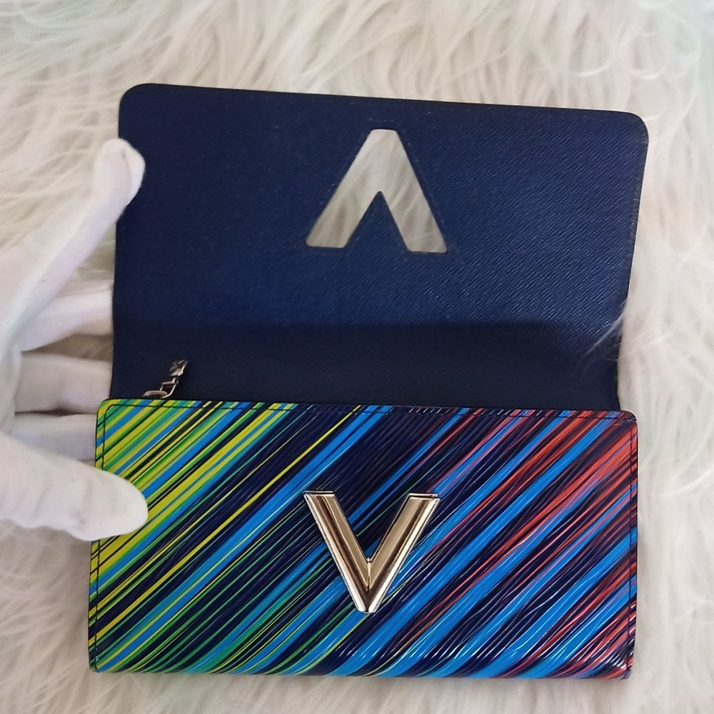 STUNNING Limited Edition LV Tropical Epi Twist Sarah Wallet Jewel Tones - Picture 11 of 16